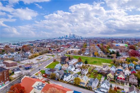 1422 W 77th Street Cleveland OH 44102