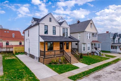 1422 W 77th Street Cleveland OH 44102