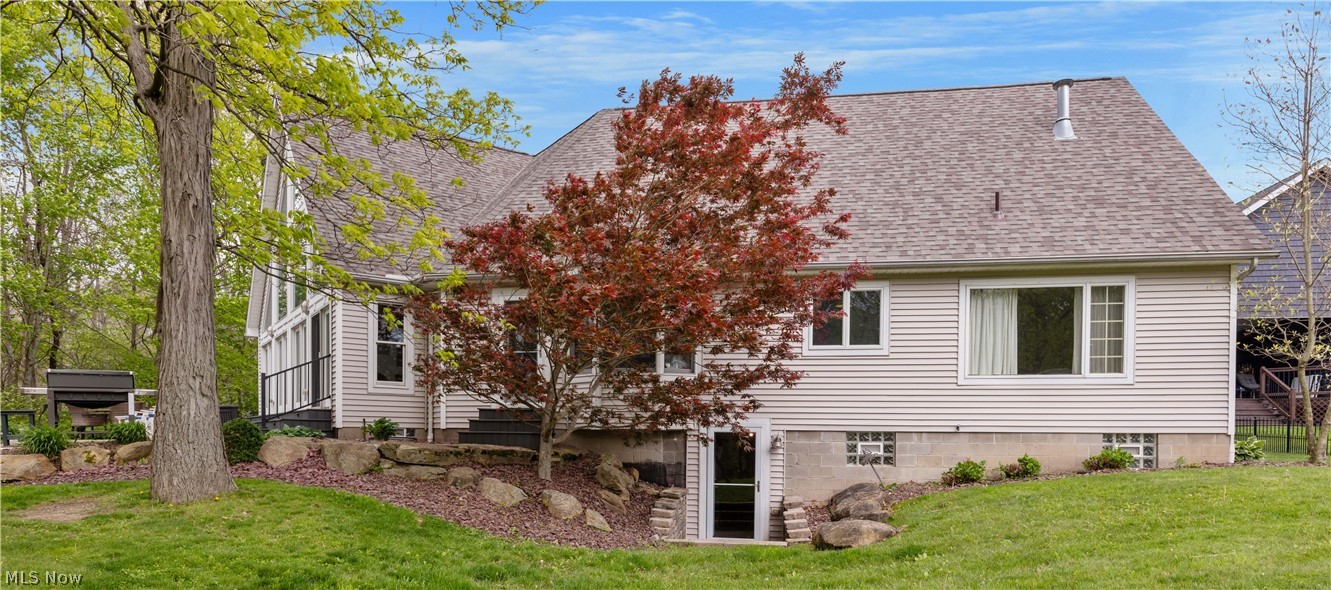 2252 Heston Drive Lake Milton OH 44429