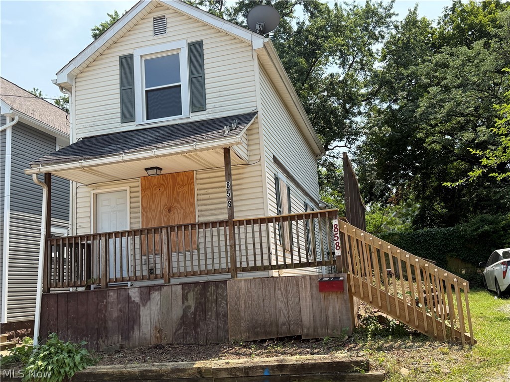 858 Forrest Drive Akron OH 44306