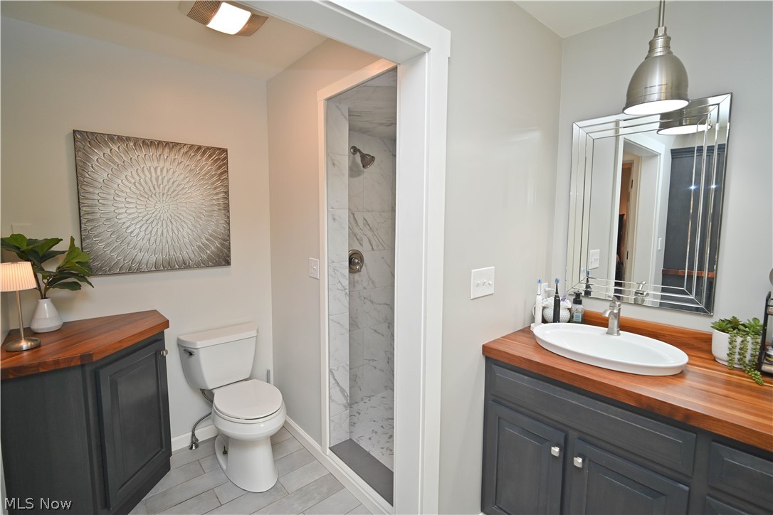 7055 S Palmyra Road Canfield OH 44406
