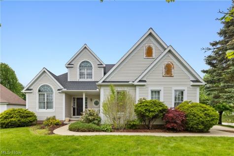 1919 Wendover Circle NE North Canton OH 44720