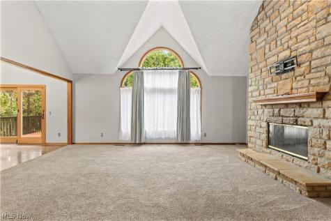 1919 Wendover Circle NE North Canton OH 44720