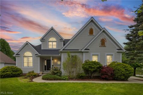 1919 Wendover Circle NE North Canton OH 44720