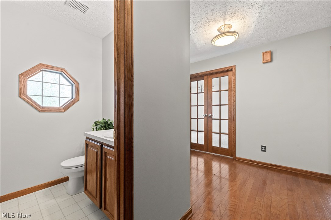 1919 Wendover Circle NE North Canton OH 44720