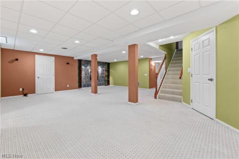 1919 Wendover Circle NE North Canton OH 44720