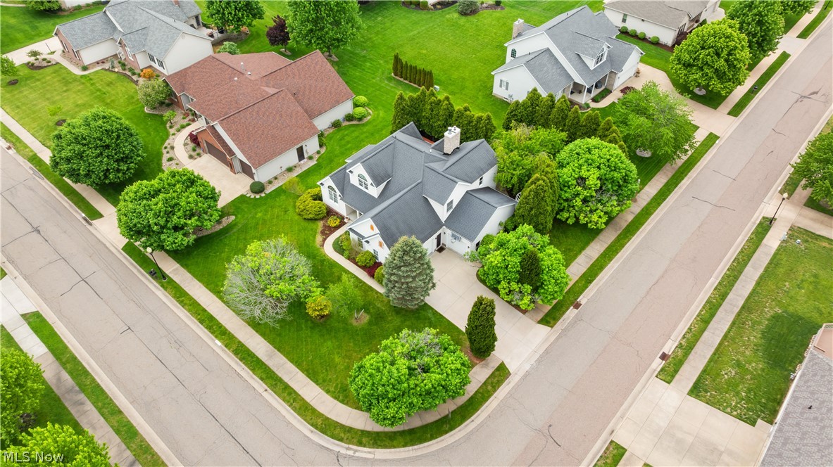 1919 Wendover Circle NE North Canton OH 44720