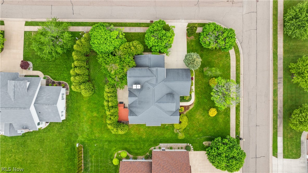 1919 Wendover Circle NE North Canton OH 44720