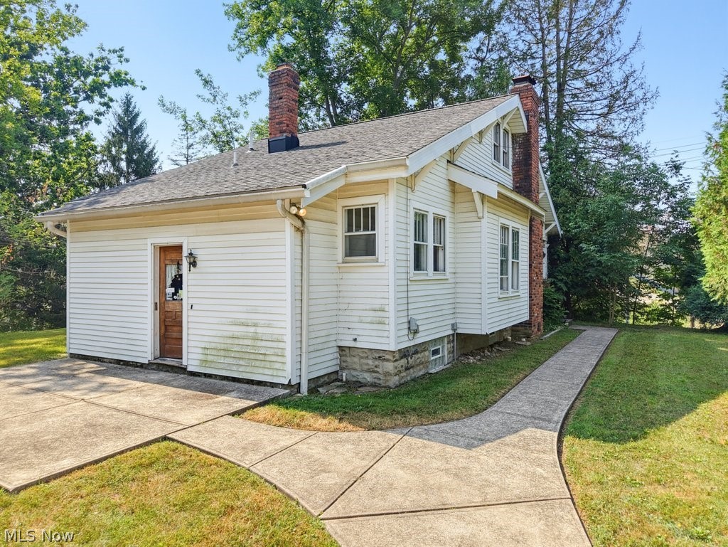 27015 Aurora Road Solon OH 44139