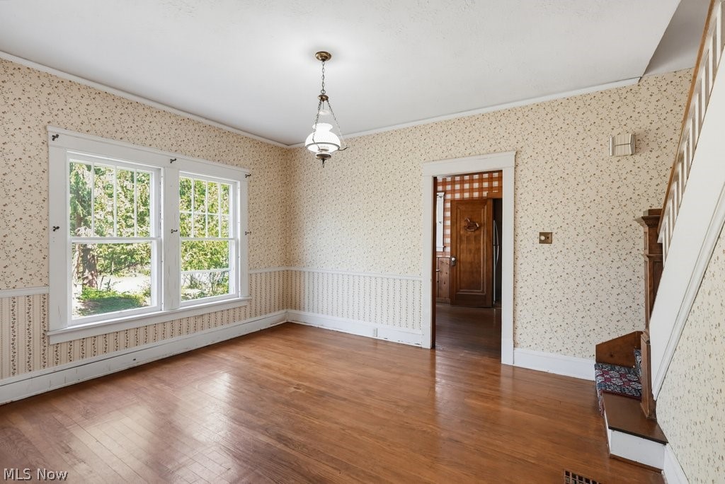 27015 Aurora Road Solon OH 44139