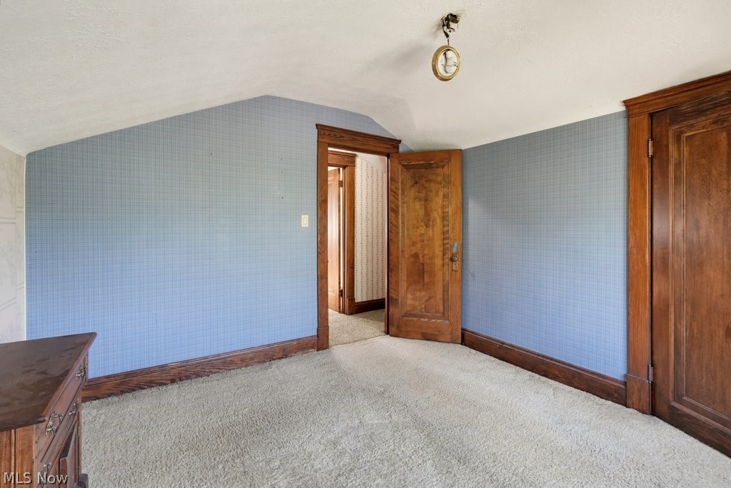 27015 Aurora Road Solon OH 44139