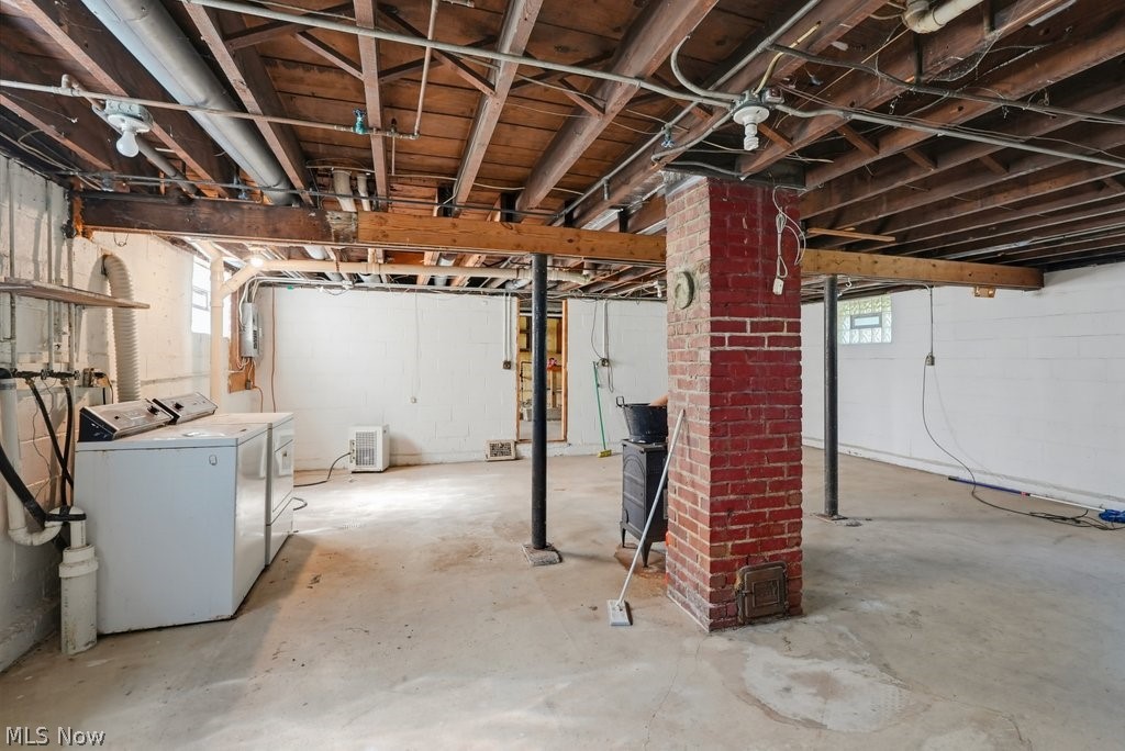 27015 Aurora Road Solon OH 44139