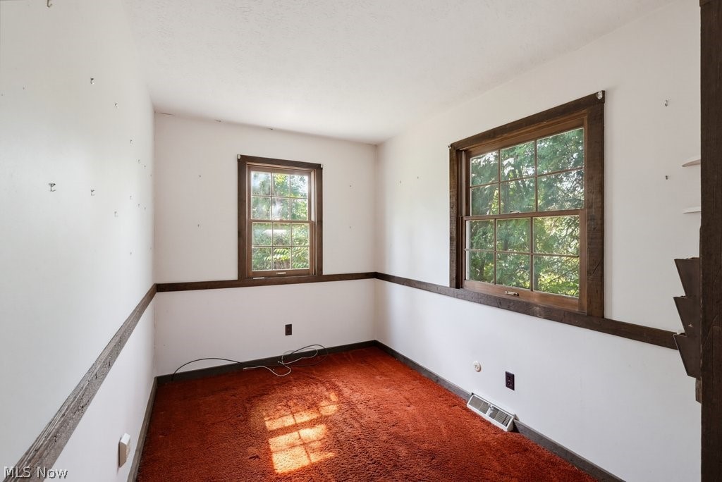 27015 Aurora Road Solon OH 44139