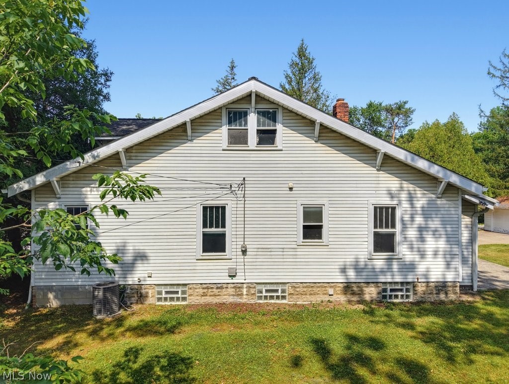27015 Aurora Road Solon OH 44139