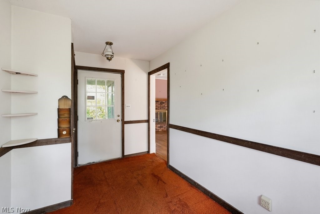 27015 Aurora Road Solon OH 44139
