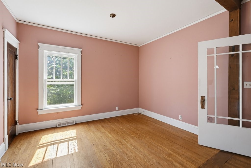 27015 Aurora Road Solon OH 44139