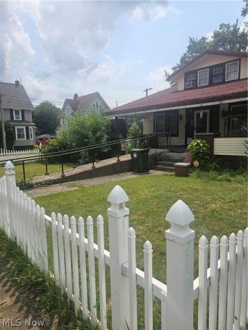 1601 Superior Avenue NE Canton OH 44705