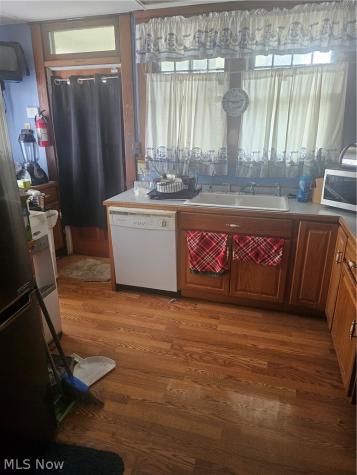 1601 Superior Avenue NE Canton OH 44705