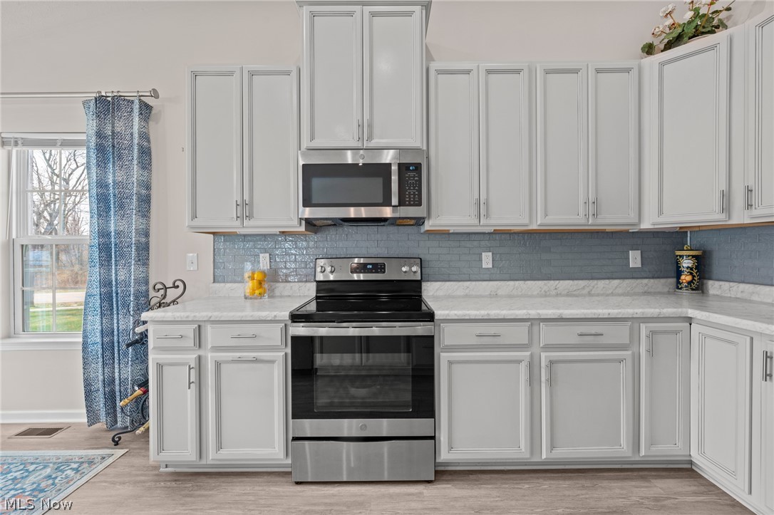 449 Community Lane Painesville OH 44077