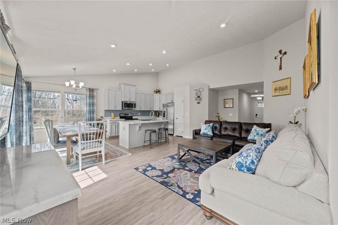 449 Community Lane Painesville OH 44077