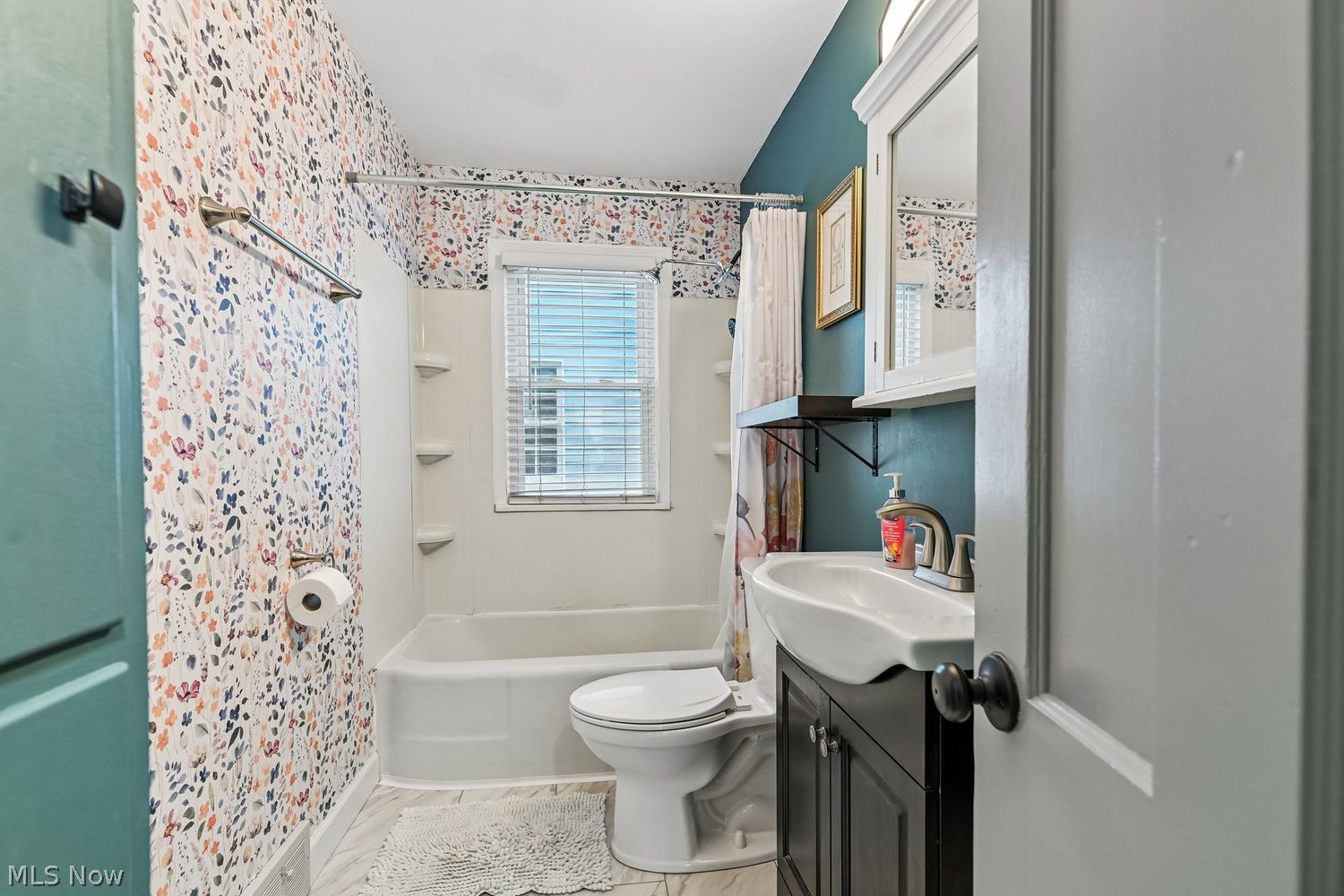 2027 Gibbs Avenue NE Canton OH 44714