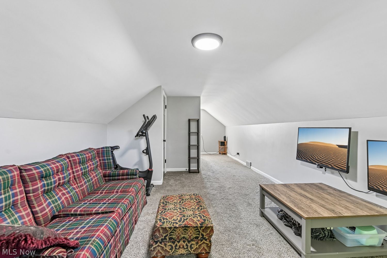 2027 Gibbs Avenue NE Canton OH 44714