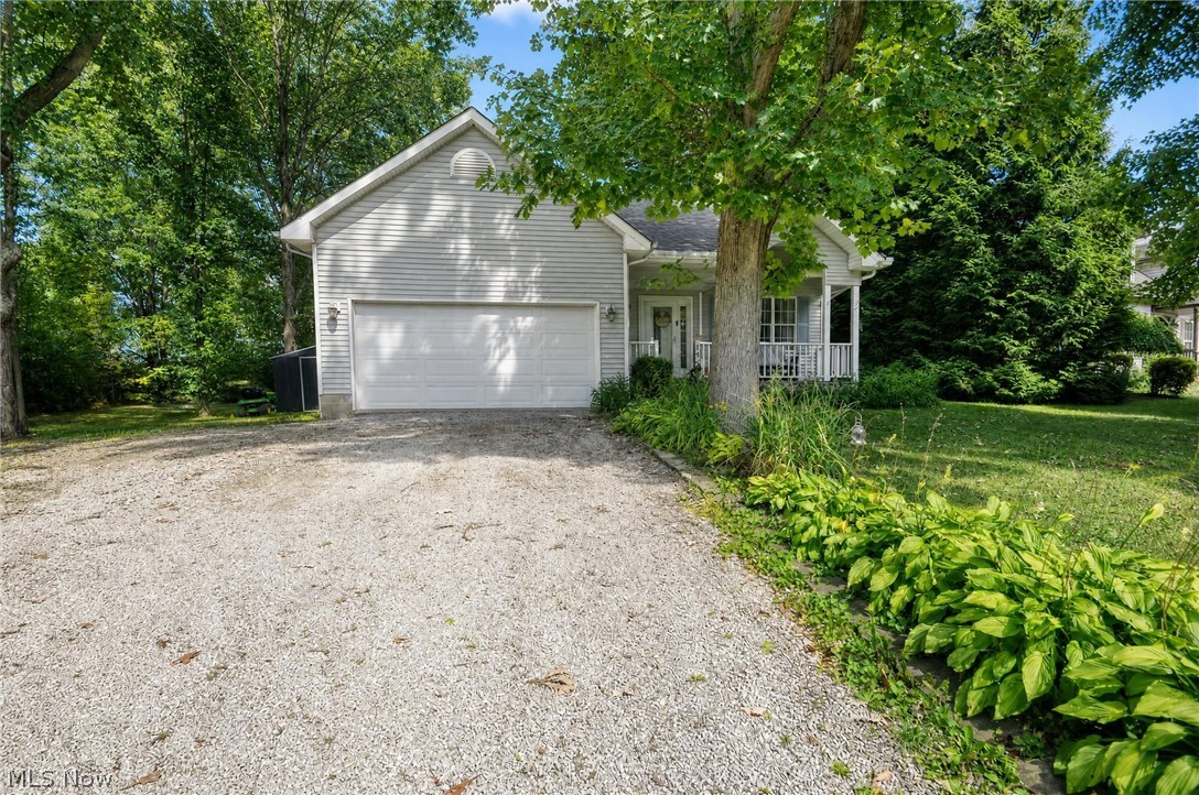 1355 Lake Vue Roaming Shores OH 44085