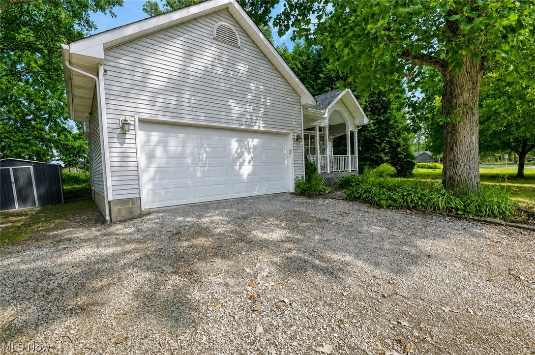 1355 Lake Vue Roaming Shores OH 44085