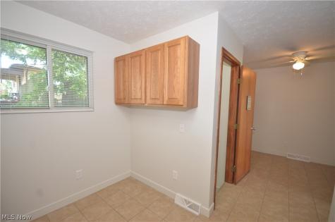 625 Hillman Road Akron OH 44312