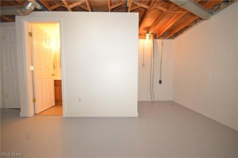 625 Hillman Road Akron OH 44312
