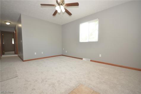 625 Hillman Road Akron OH 44312