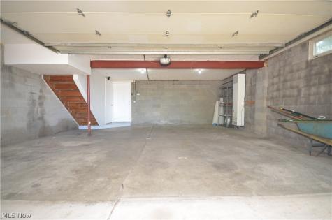 625 Hillman Road Akron OH 44312