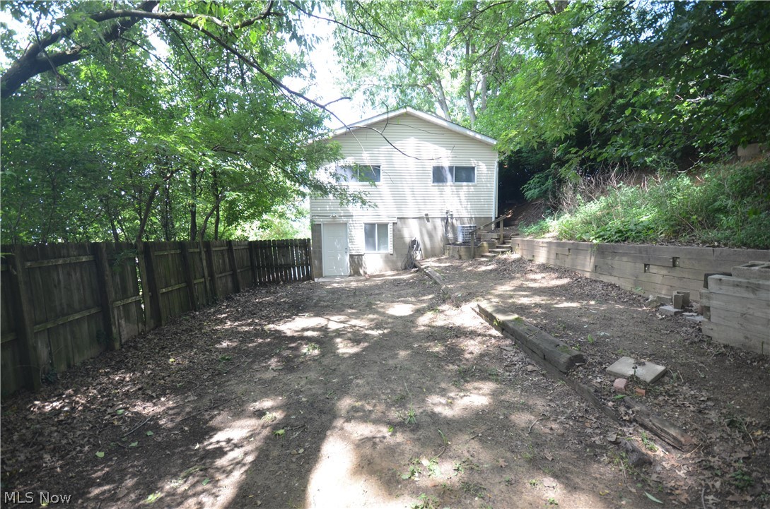 625 Hillman Road Akron OH 44312