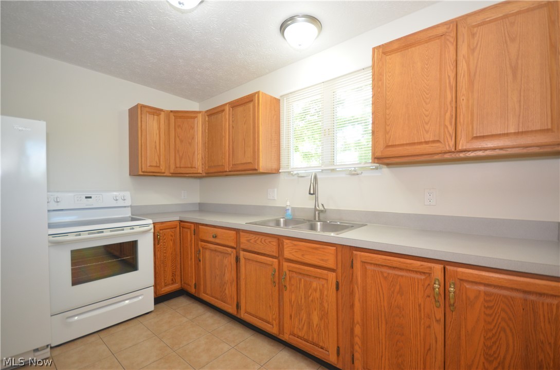 625 Hillman Road Akron OH 44312