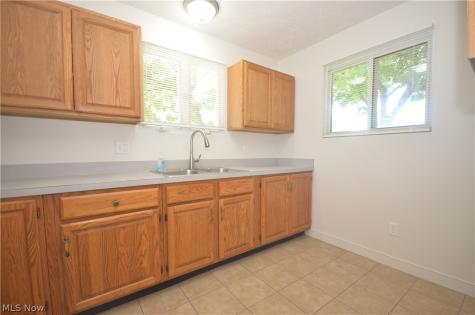 625 Hillman Road Akron OH 44312