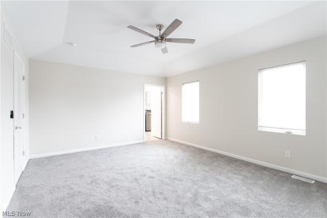 24431 Hartland Road Euclid OH 44123