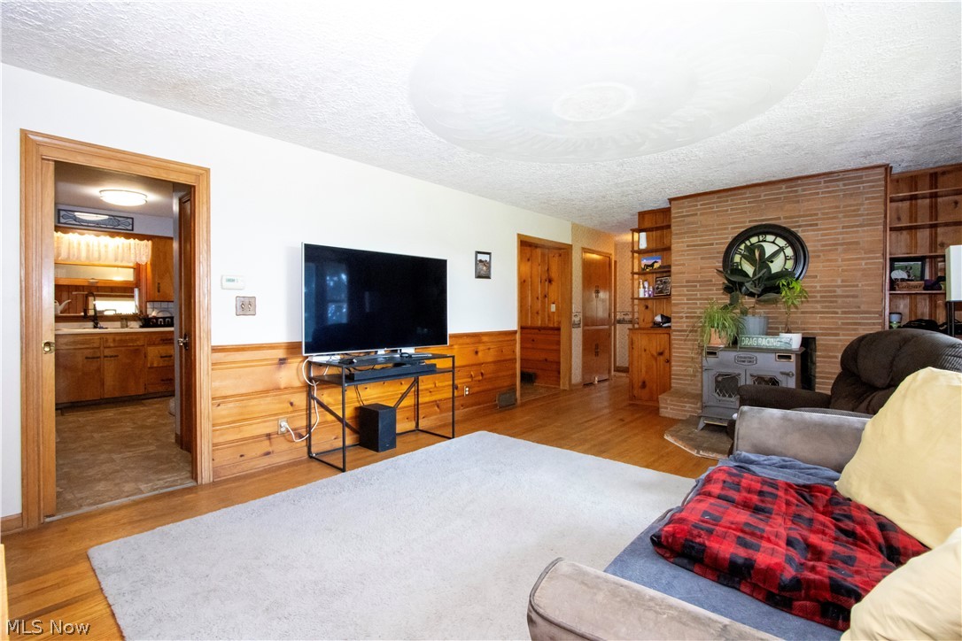7241 S Funk Road Shreve OH 44676