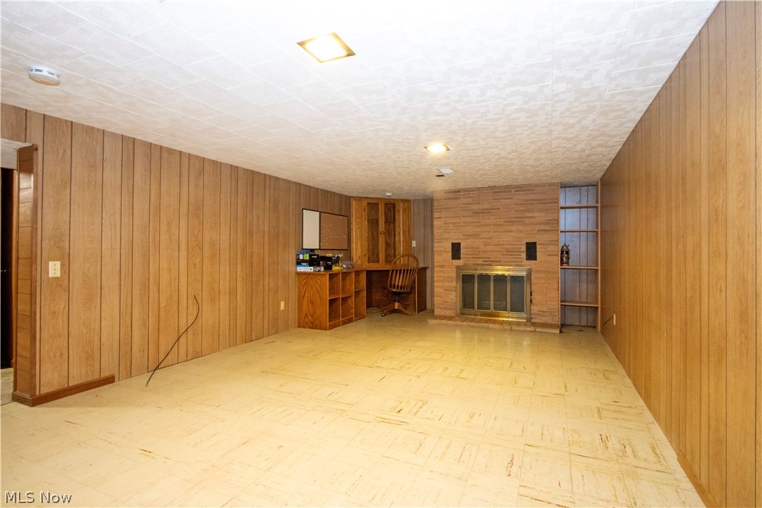 7241 S Funk Road Shreve OH 44676