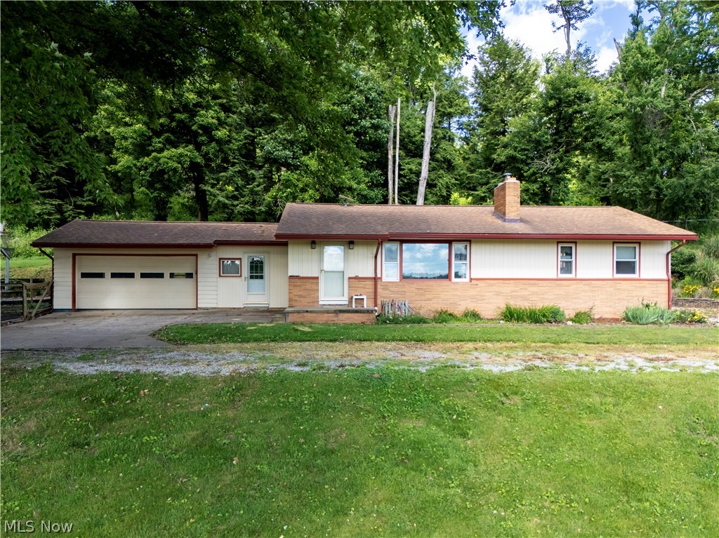 7241 S Funk Road Shreve OH 44676