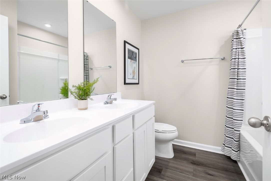 371 Lily Lane Elyria OH 44035