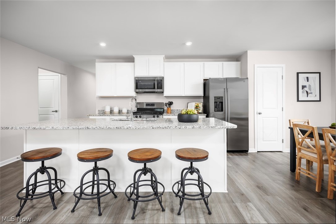 371 Lily Lane Elyria OH 44035
