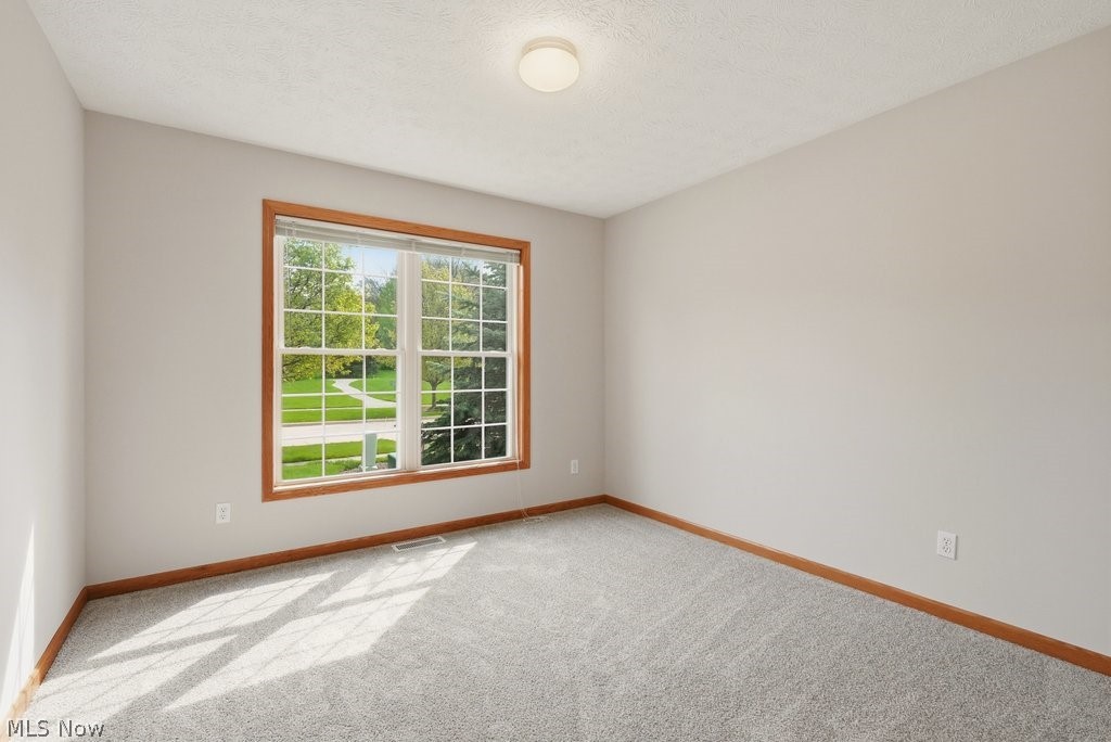 12786 Heritage Trail North Royalton OH 44133