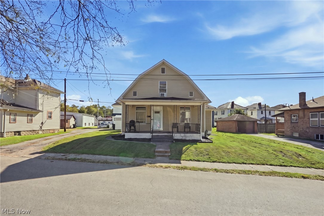 330 Spence Avenue Zanesville OH 43701
