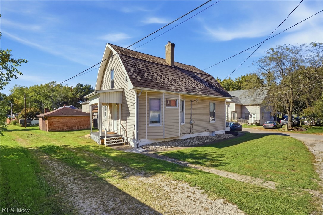330 Spence Avenue Zanesville OH 43701