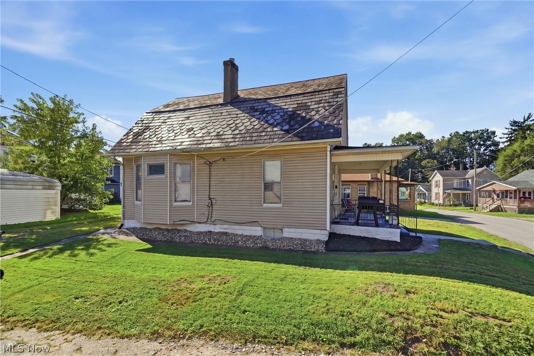 330 Spence Avenue Zanesville OH 43701