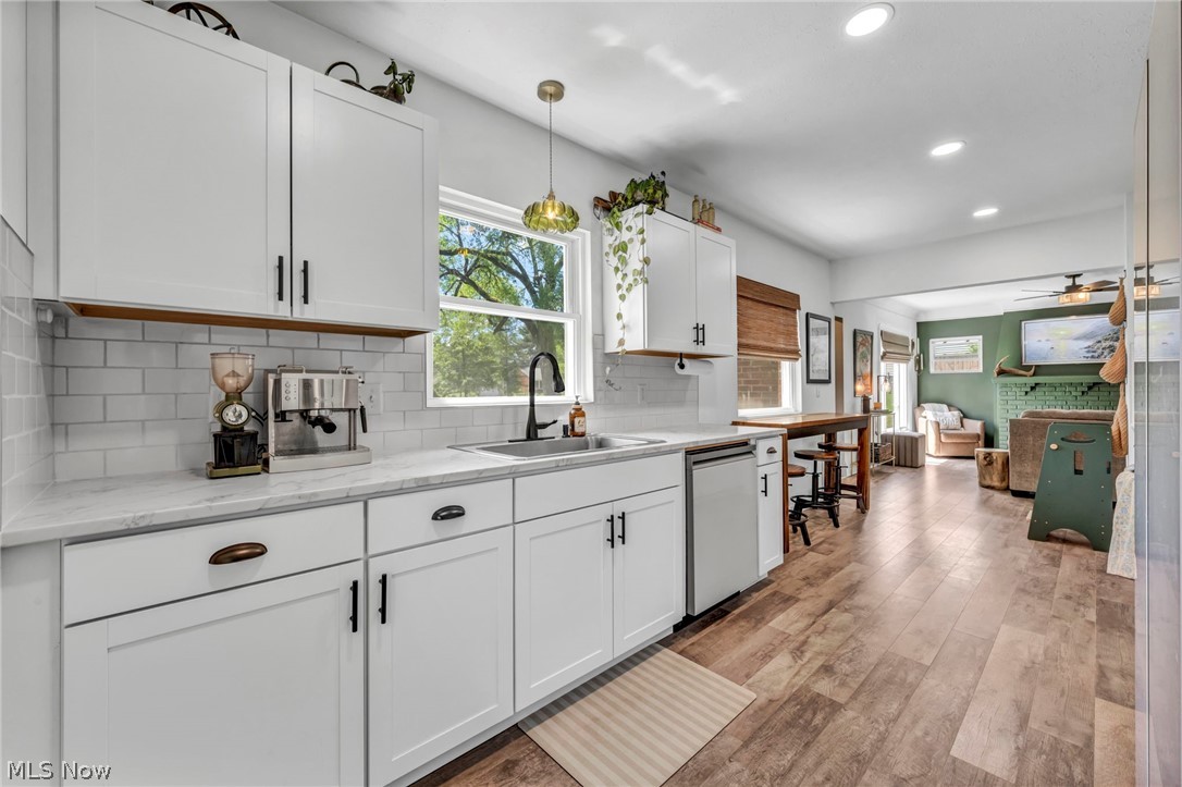 2834 W Wallings Road Broadview Heights OH 44147
