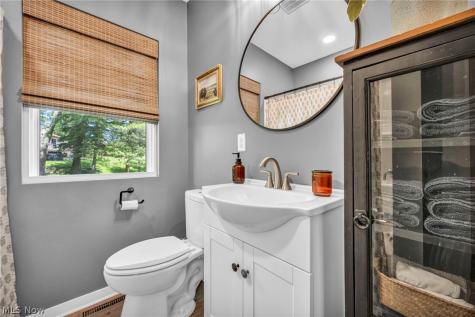 2834 W Wallings Road Broadview Heights OH 44147