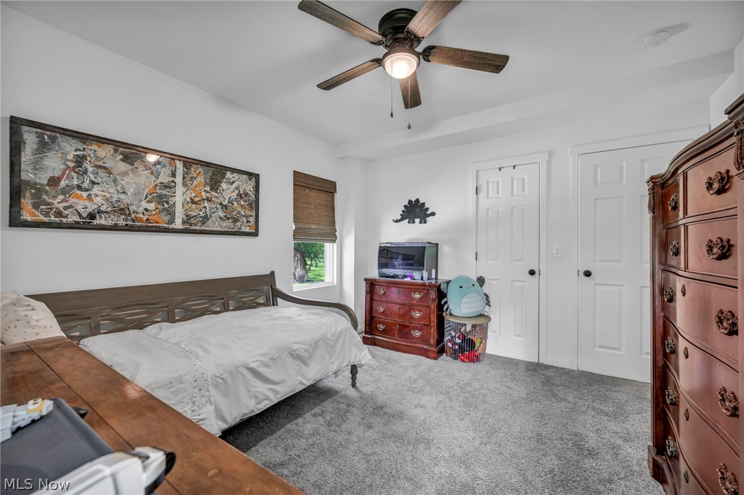 2834 W Wallings Road Broadview Heights OH 44147