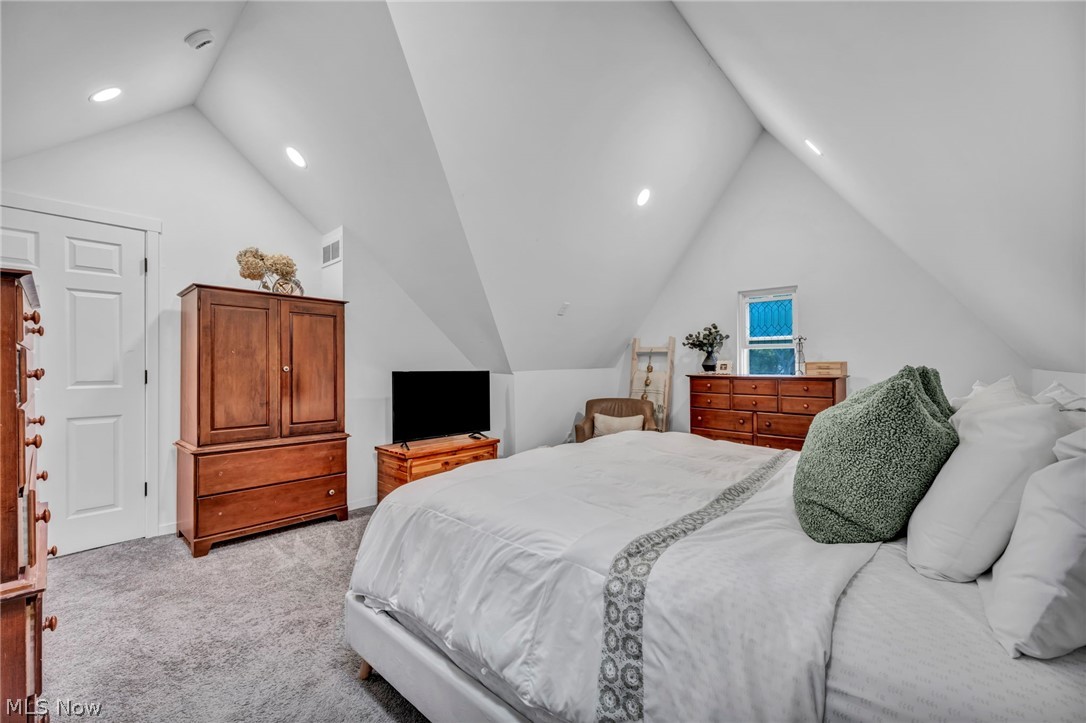 2834 W Wallings Road Broadview Heights OH 44147