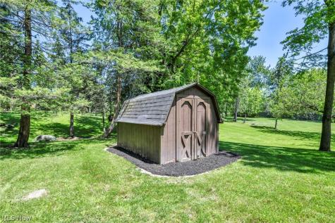 2834 W Wallings Road Broadview Heights OH 44147
